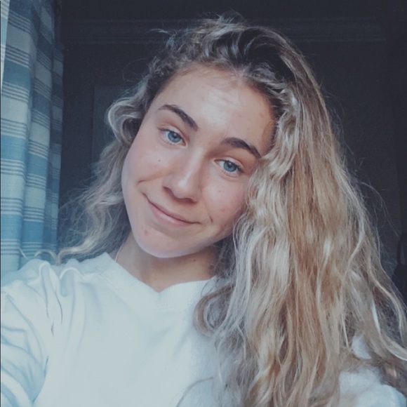 Meet your Posher, Jillian - Picture 1 of 1